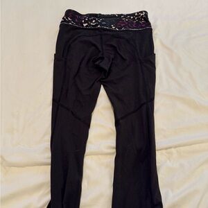 Lululemon leggings with calf scrunching